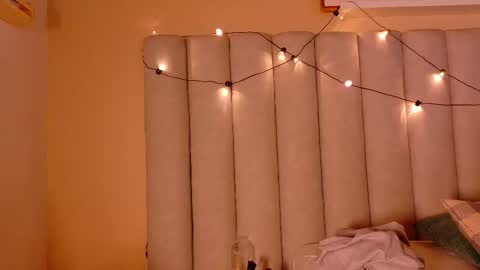 Snapshot of jenacooper__ chatting on 12/02/25, 08:04 Jena online show from 12/02/25, 08:04