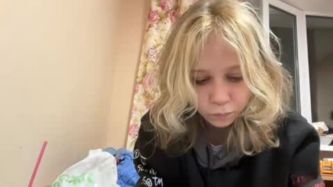 Jessica online show from 04/19/26, 12:04