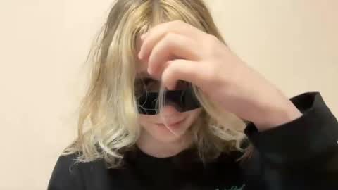 Jessica online show from 04/23/26, 12:29