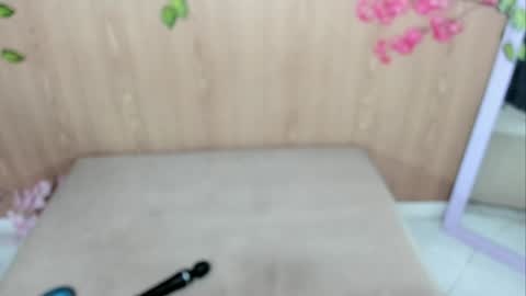 Jenelotizz online show from 05/04/26, 12:50