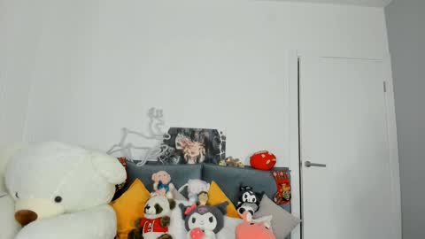 Dolly online show from 12/27/24, 04:32