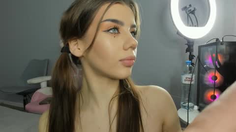 Dolly online show from 01/24/25, 07:28