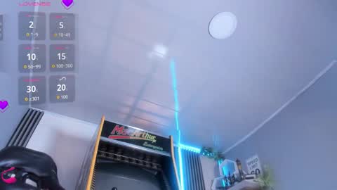 Angie online show from 10/21/25, 07:47