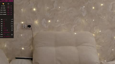 EvaSileZ online show from 10/06/25, 08:34