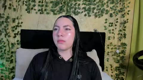 jeniferpowell_nm online show from 01/07/26, 07:05