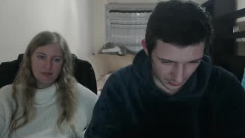 JenisAndPeter online show from 03/04/25, 03:59