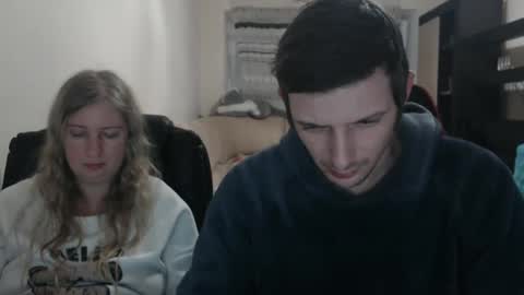 JenisAndPeter online show from 03/08/25, 04:17