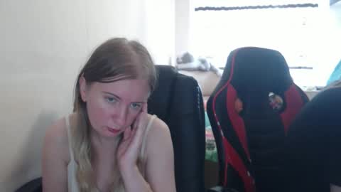 JenisAndPeter online show from 09/12/25, 07:19