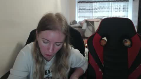 JenisAndPeter online show from 10/07/25, 06:10