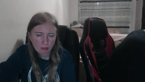 JenisAndPeter online show from 11/02/25, 08:11