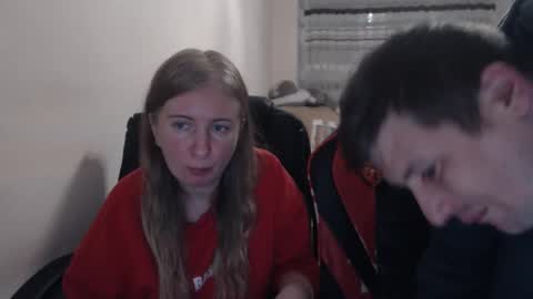 JenisAndPeter online show from 11/19/25, 06:41