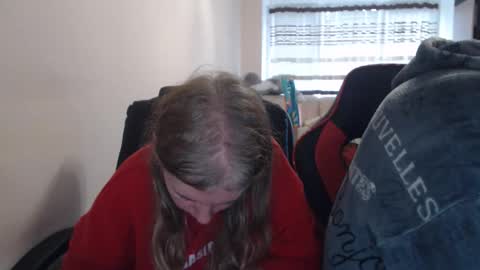 JenisAndPeter online show from 11/29/25, 08:39