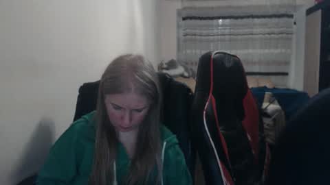 JenisAndPeter online show from 03/23/26, 06:56