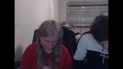 JenisAndPeter online show from 04/10/26, 06:56