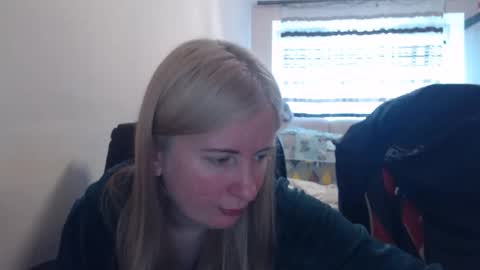 JenisAndPeter online show from 05/04/26, 06:31