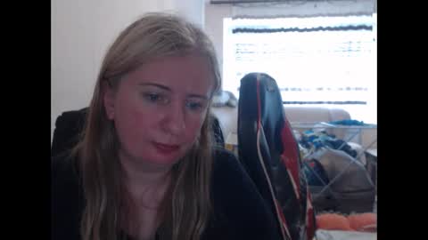 JenisAndPeter online show from 06/08/26, 04:51
