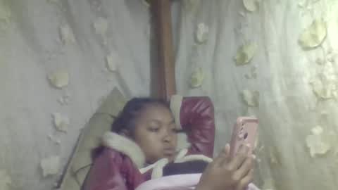 Snapshot of jenisca123 chatting on 10/12/25, 06:18 jenisca123 online show from 10/12/25, 06:18