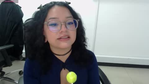 jenn online show from 10/07/25, 08:39