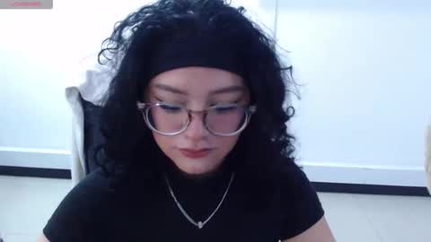 jenn online show from 10/27/25, 05:39