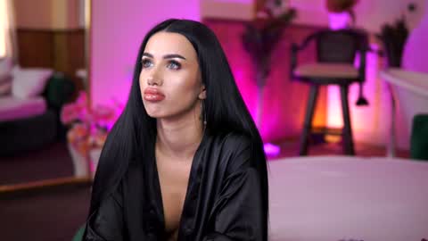 jenna_day online show from 02/05/25, 10:41