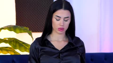 jenna_day online show from 10/16/25, 09:21