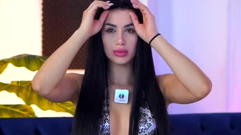 jenna_day online show from 10/26/25, 10:10