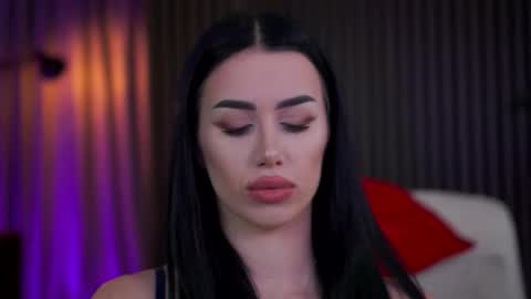 jenna_day online show from 12/14/25, 07:18