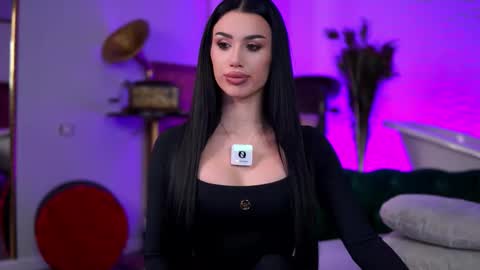 jenna_day online show from 12/18/25, 07:36