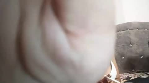  Isabella  online show from 10/22/25, 12:00