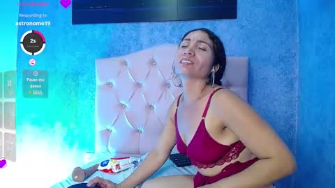 Valentina online show from 03/04/25, 11:22