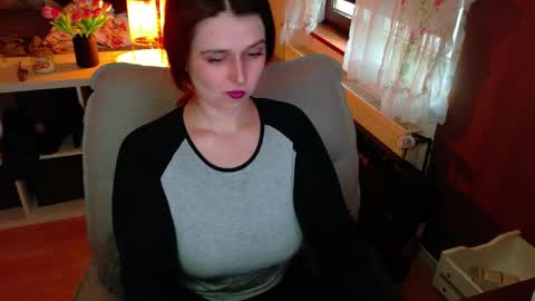 jennasxy19 online show from 04/21/26, 12:00