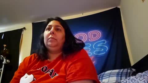 Snapshot of jennabrady chatting on 02/13/25, 03:35  Dragon Queen. Be my Dragon --  and  online show from 02/13/25, 03:35
