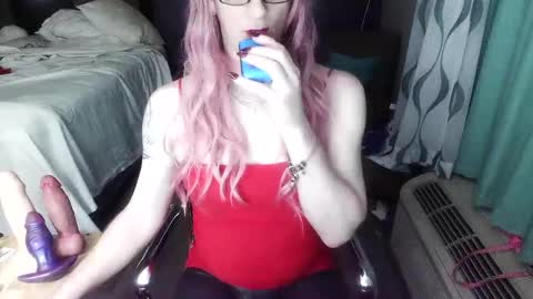 Snapshot of jennacd4life chatting on 09/09/25, 01:05 Jenna Cross online show from 09/09/25, 01:05