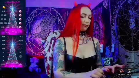 Snapshot of jennalovvee chatting on 12/11/24, 12:02 Mrs. Jenna online show from 12/11/24, 12:02