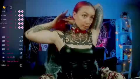 Snapshot of jennalovvee chatting on 10/28/25, 02:15 Mrs. Jenna online show from 10/28/25, 02:15