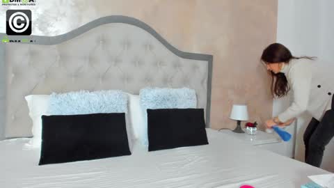 JennaMyers online show from 01/03/25, 08:01