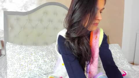 JennaMyers online show from 12/19/25, 08:16