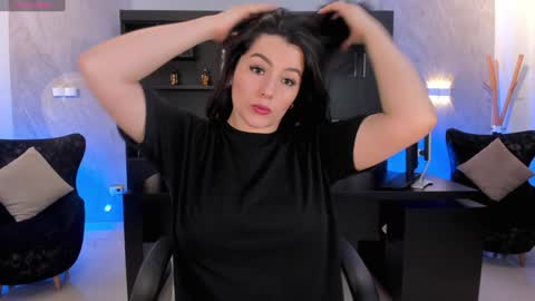 Snapshot of jennaolson chatting on 01/15/25, 06:40 Jenna Olson online show from 01/15/25, 06:40