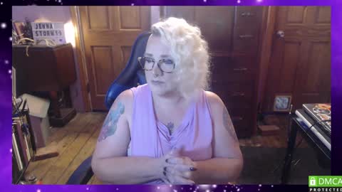 Snapshot of jennastorm19 chatting on 12/04/24, 06:00 Jenna Storm online show from 12/04/24, 06:00