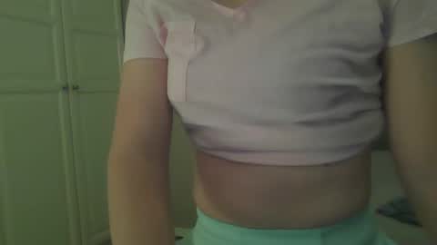 Snapshot of jennawant2bpretty chatting on 12/20/25, 05:53 Nothing online show from 12/20/25, 05:53