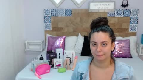 jenner_madison online show from 11/06/25, 11:22