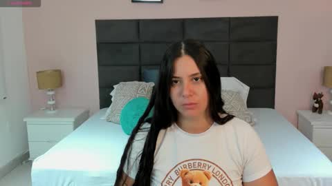 jenner_madison online show from 11/19/25, 11:32