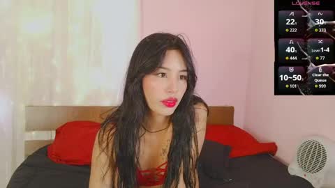 Jenner online show from 04/19/26, 07:27