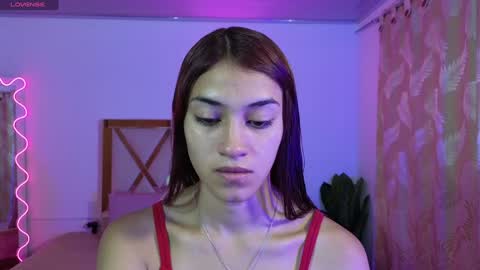 Snapshot of jenner_tay chatting on 01/25/25, 11:13 jenner online show from 01/25/25, 11:13