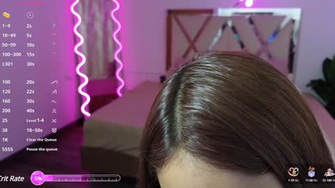Snapshot of jenner_tay chatting on 02/01/25, 11:21 jenner online show from 02/01/25, 11:21