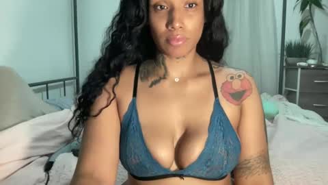 Snapshot of jenni_cash chatting on 12/09/24, 07:17 Mistress Jenni online show from 12/09/24, 07:17