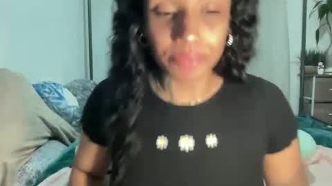Snapshot of jenni_cash chatting on 01/10/25, 07:25 Mistress Jenni online show from 01/10/25, 07:25
