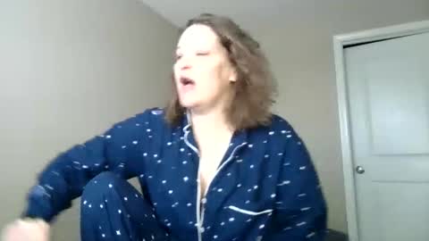 Jennibean6996 online show from 01/11/25, 02:04