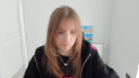 Snapshot of jenniestar chatting on 04/18/26, 12:09 Karla online show from 04/18/26, 12:09