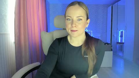 Jennifer online show from 02/10/26, 01:04